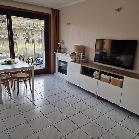 4-Persoons Appartement Met Een Mooi Uitzicht De Panne Exterior foto